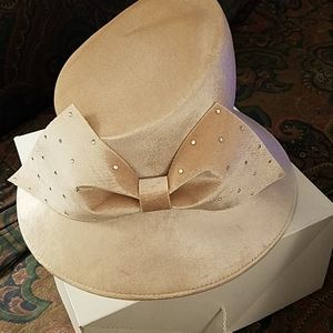 Womens Hat